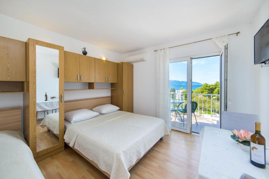 Apartments Slavena Carnac Ngoại thất bức ảnh